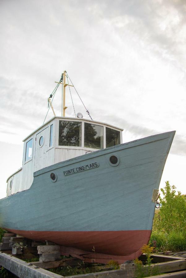 Le Triangle De L'Ile Hotel Saint-Laurent-de-l'ile d'Orleans Exterior foto